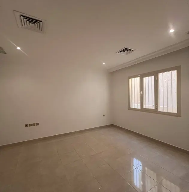 3 bedroom Villa For Rent in Jabriya, Hawalli, Kuwait - photo 8