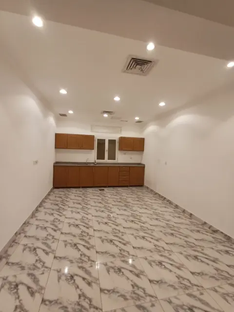 5 bedroom Villa For Rent in Siddiq, Hawalli, Kuwait - photo 6